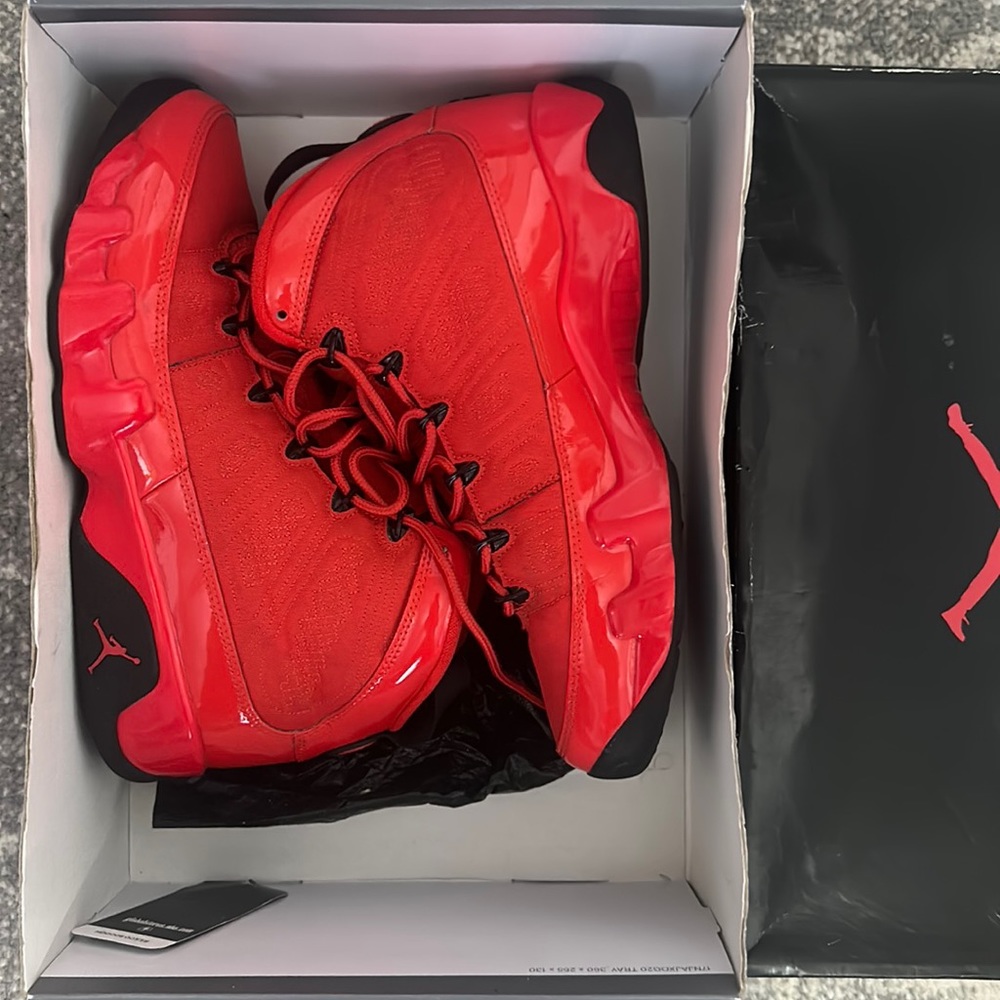 Jordan 9 retro chile red used size 10 mens